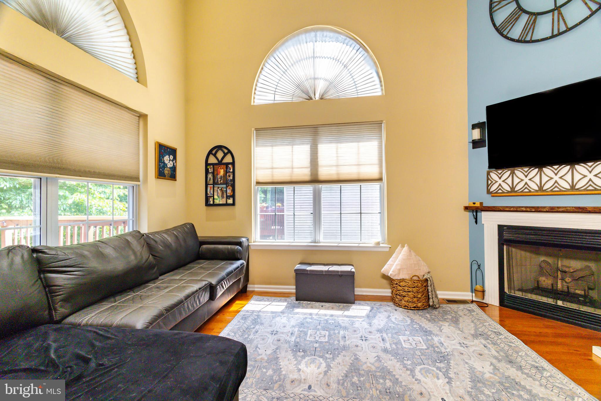 85 Arbour Ct