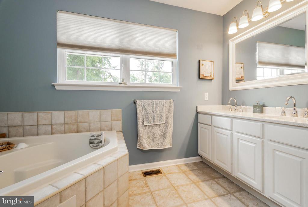 85 Arbour Ct