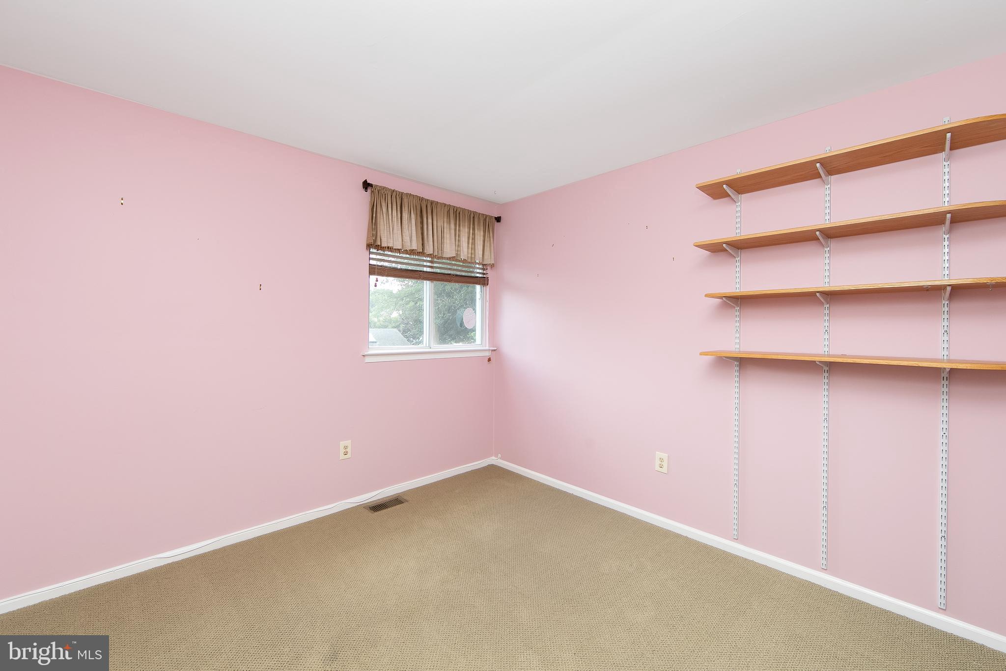 37 Hilliard Way