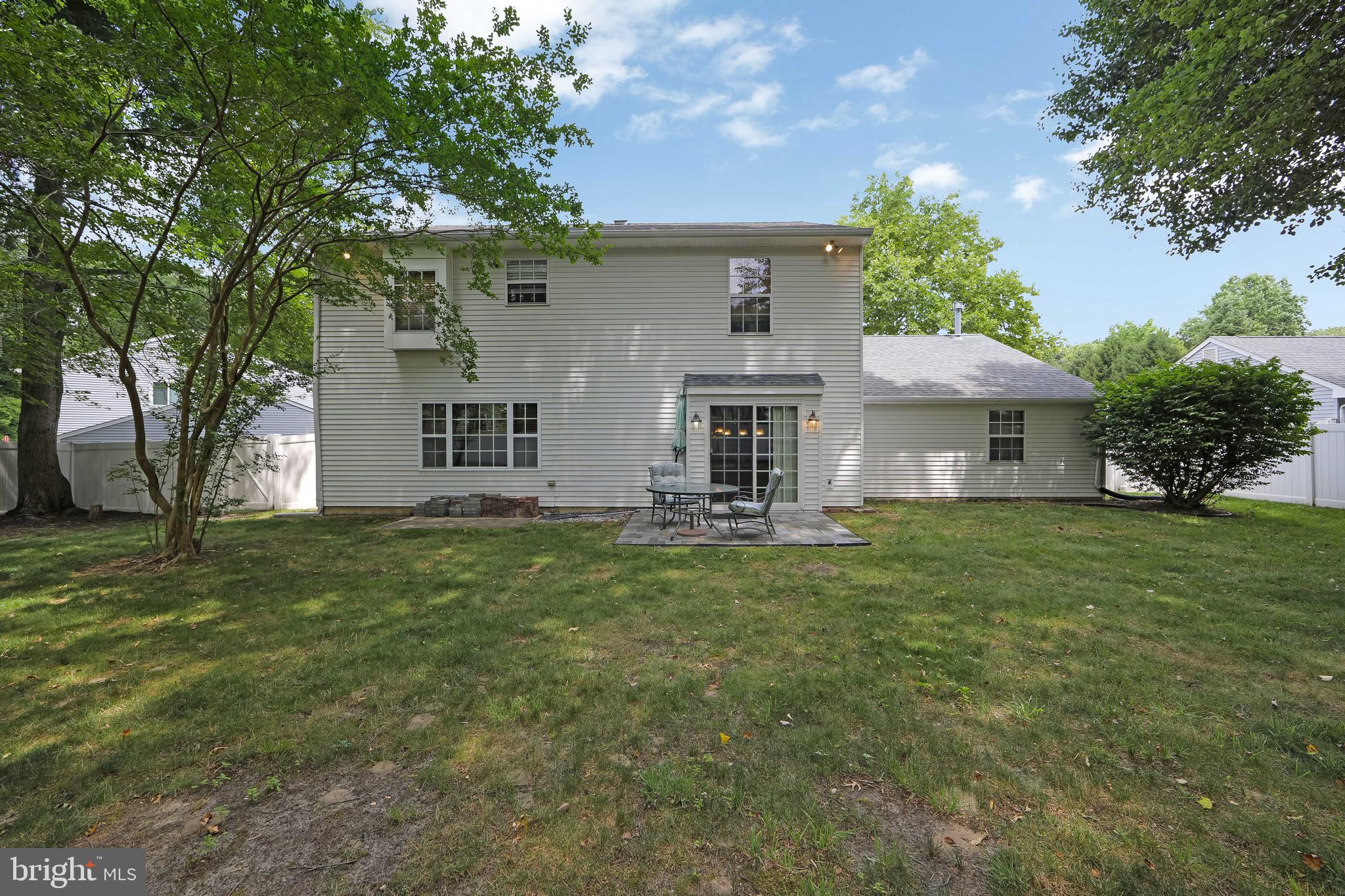 37 Hilliard Way