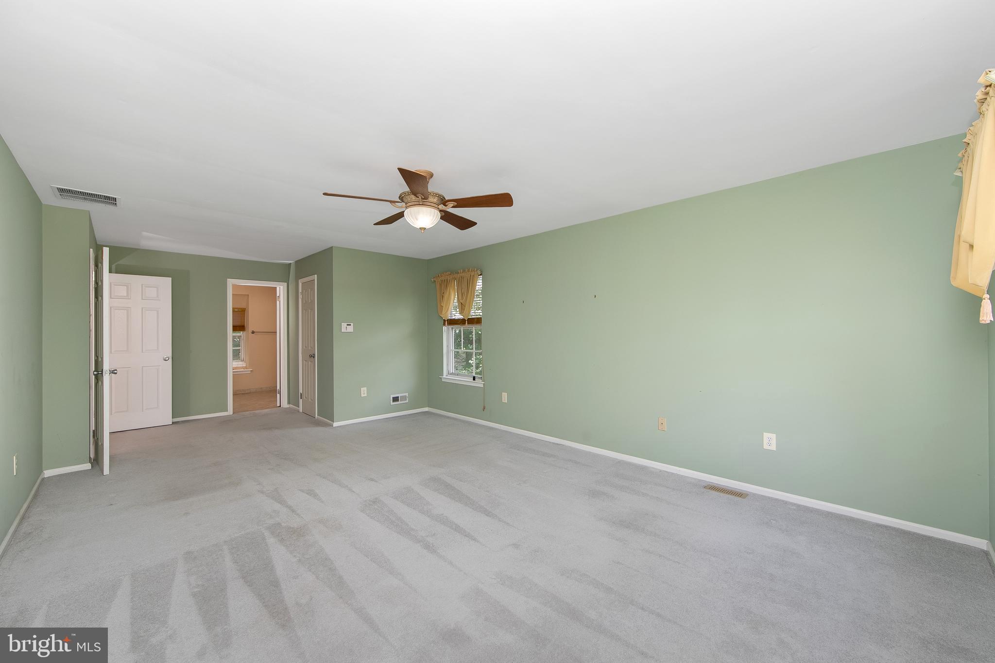 37 Hilliard Way