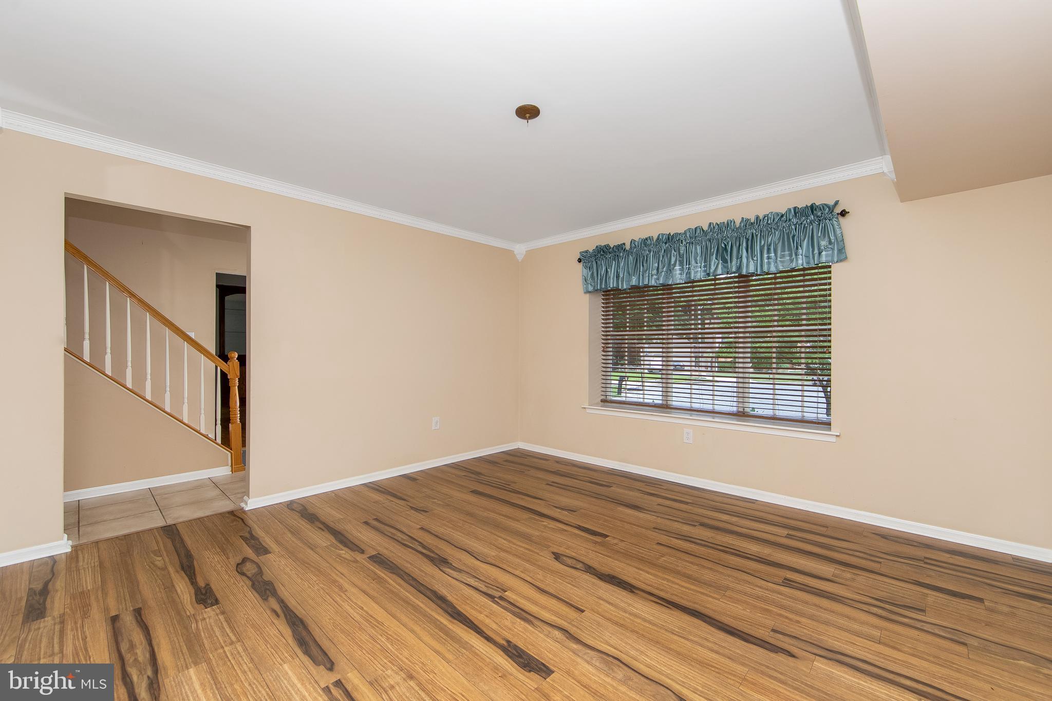 37 Hilliard Way