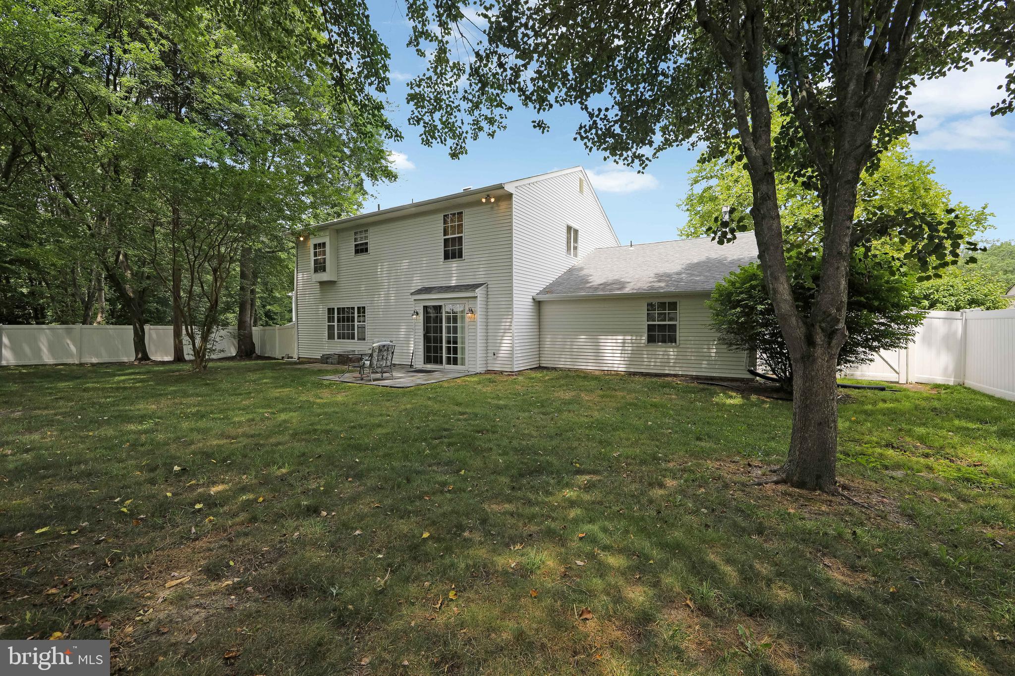 37 Hilliard Way