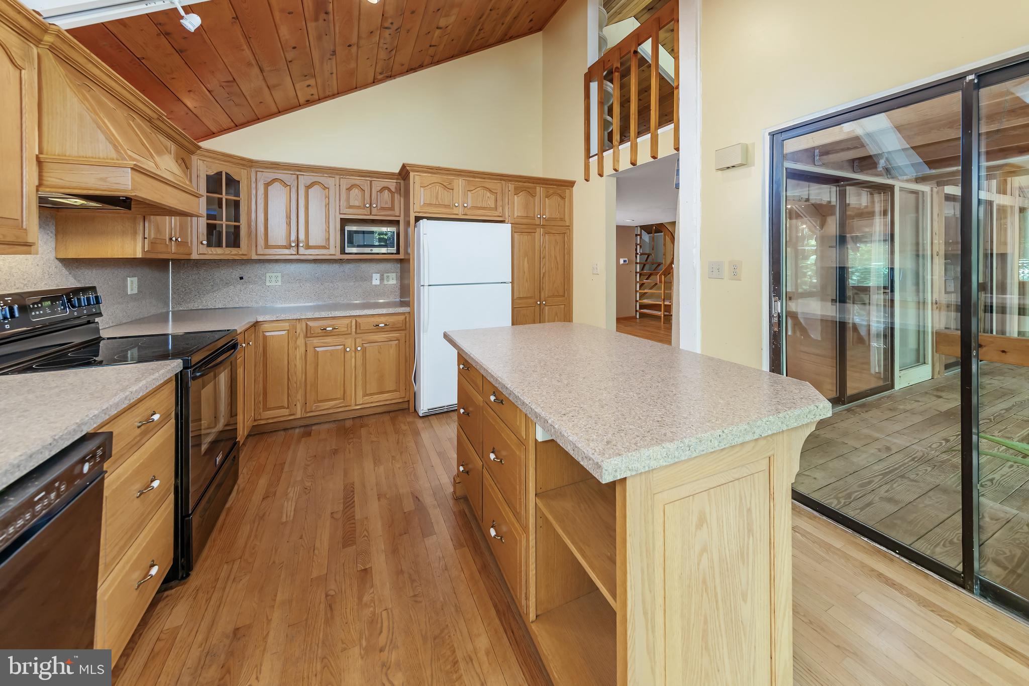 109 Foxford Ln