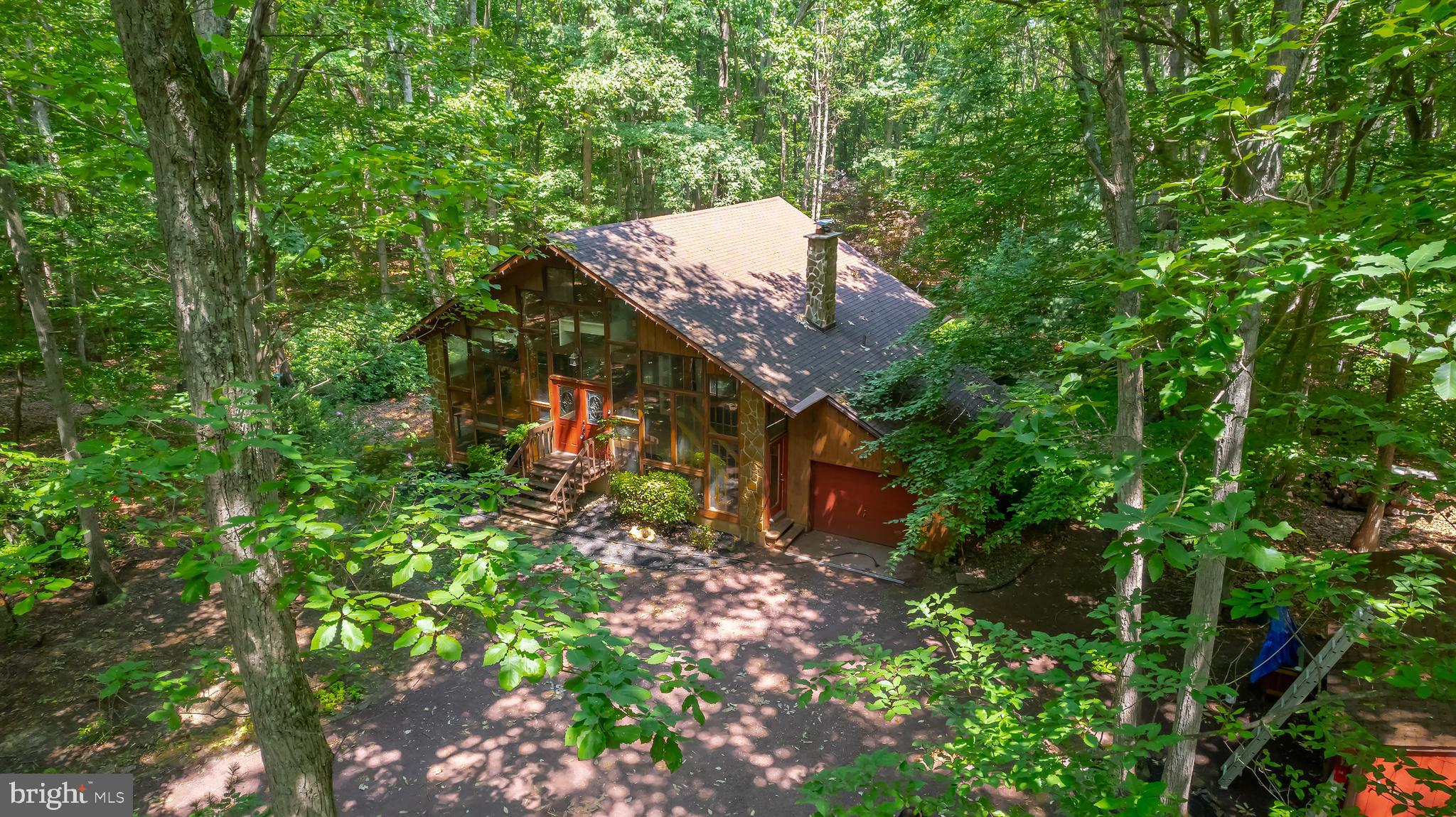 109 Foxford Ln