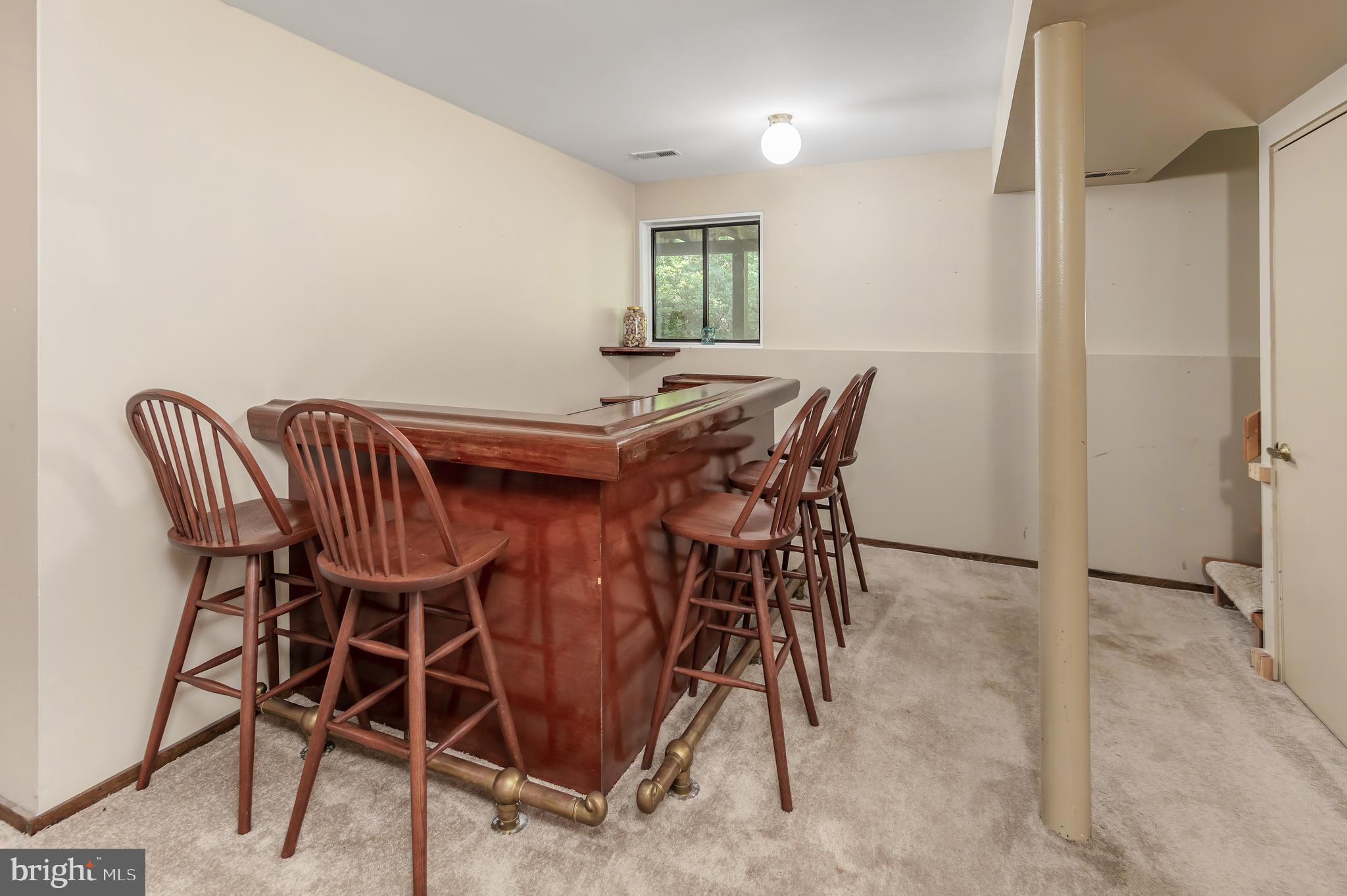 109 Foxford Ln