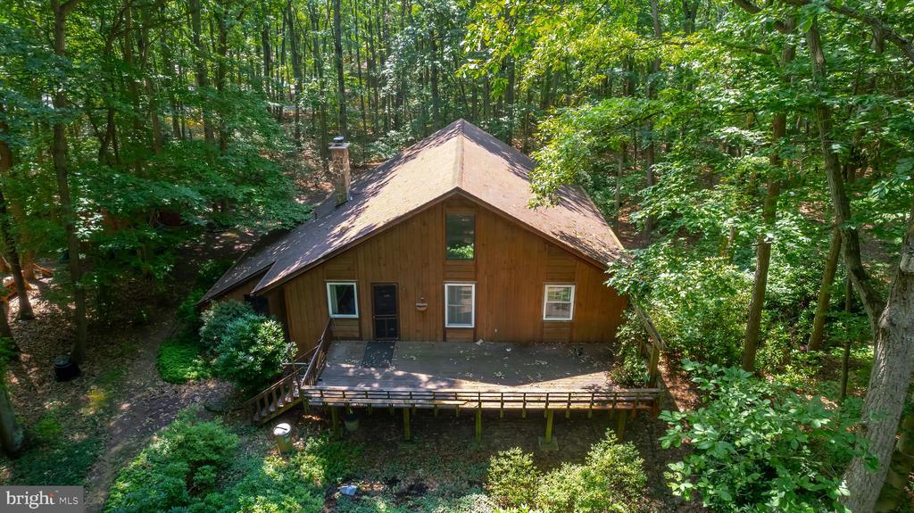 109 Foxford Ln