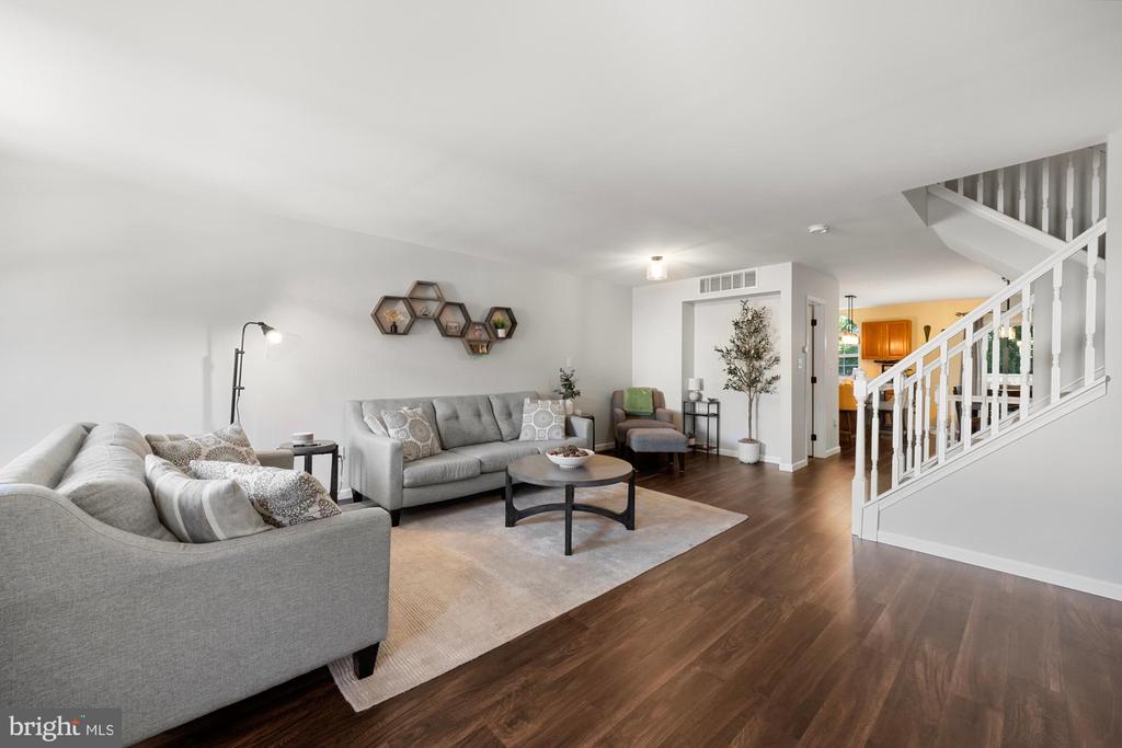 316 Allens Ln