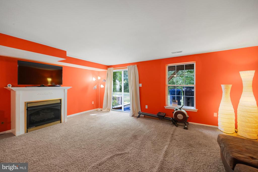 316 Allens Ln