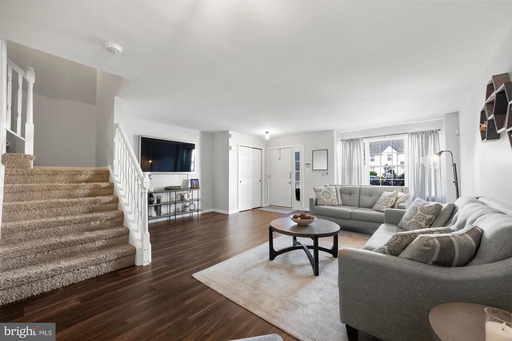 316 Allens Ln