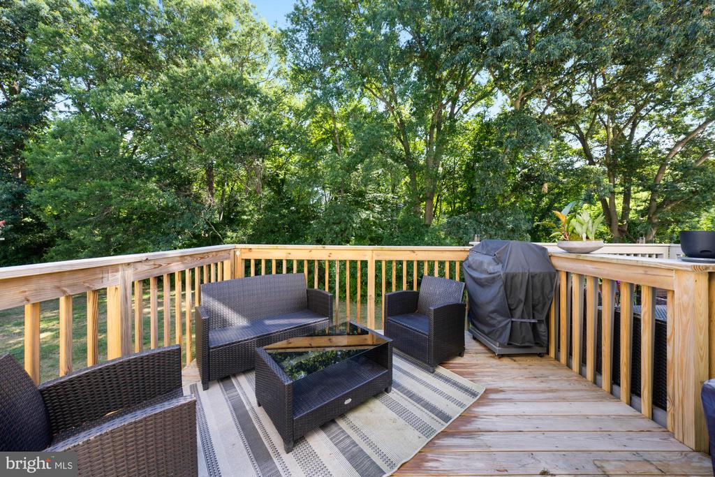 316 Allens Ln