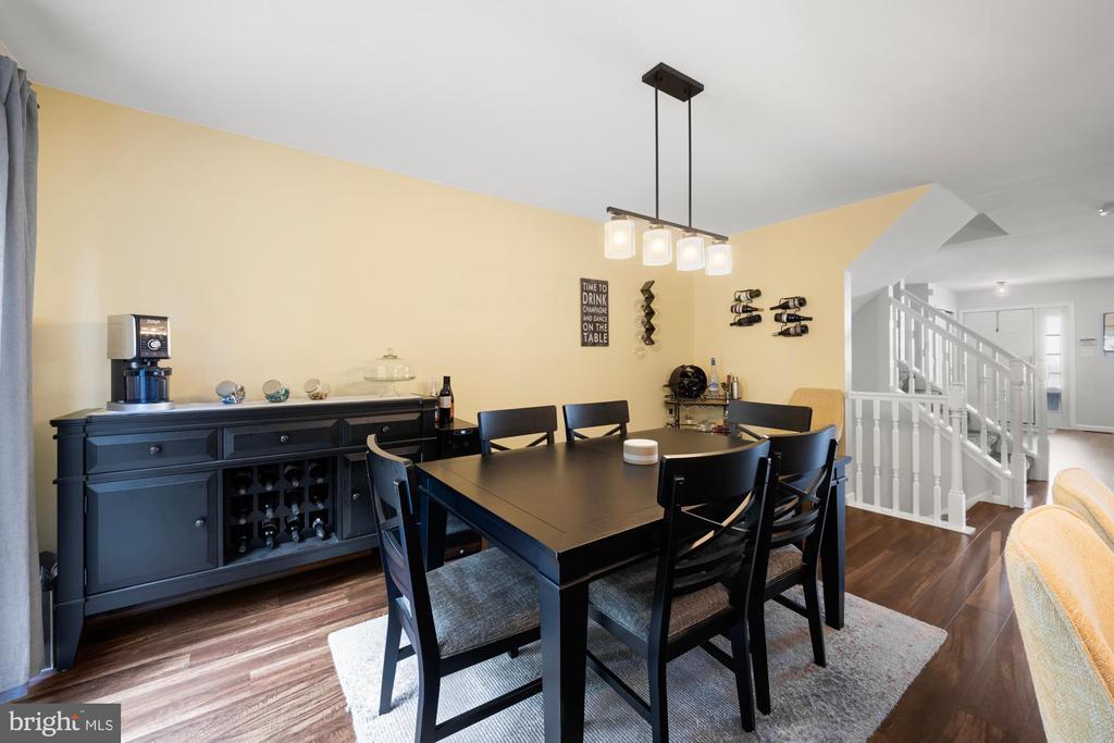 316 Allens Ln