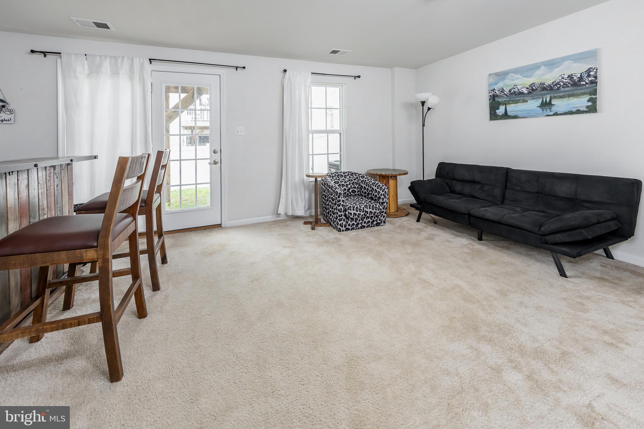 1032 Noble Pl