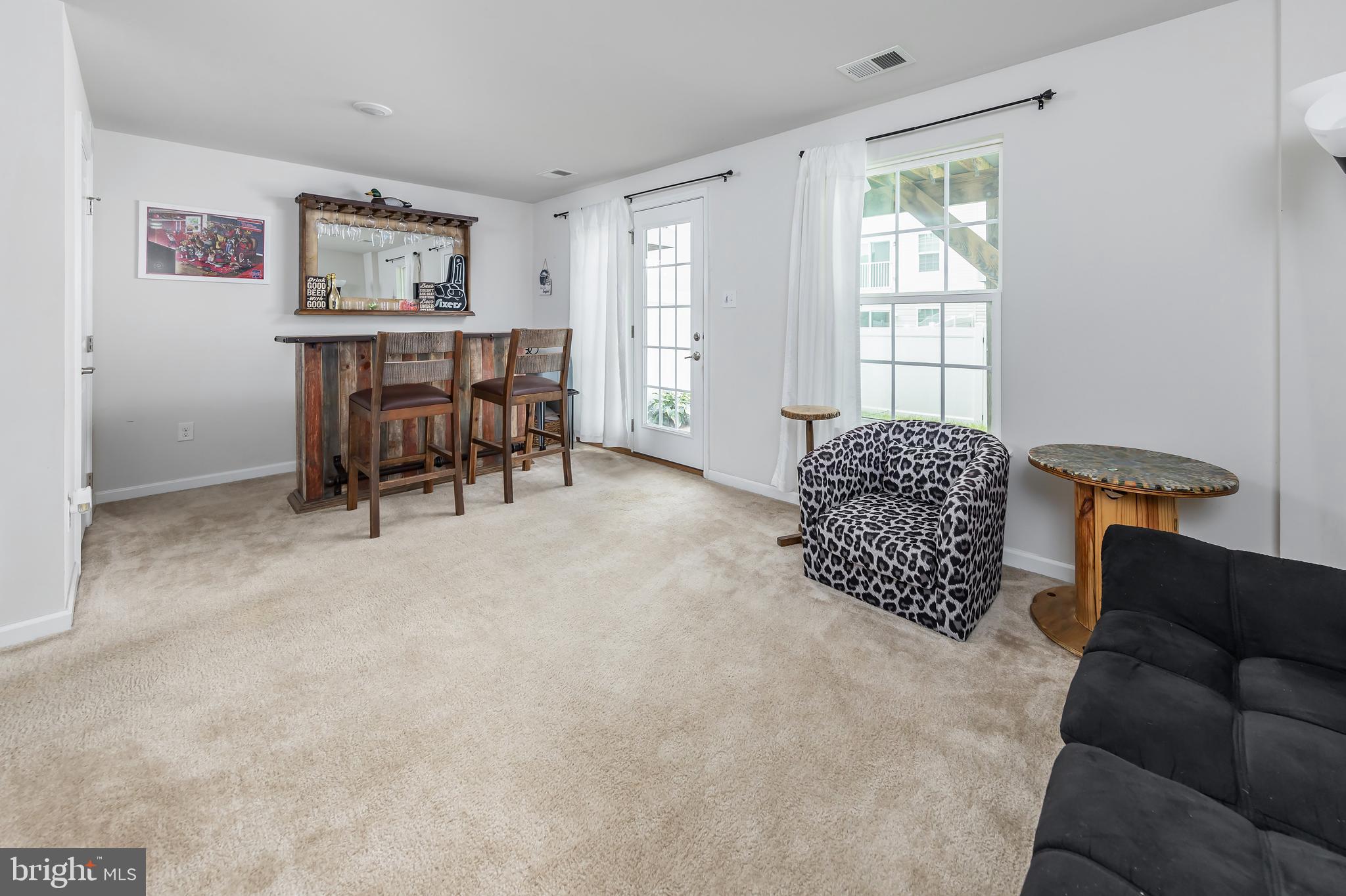 1032 Noble Pl