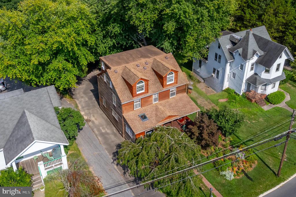 95 S Main St