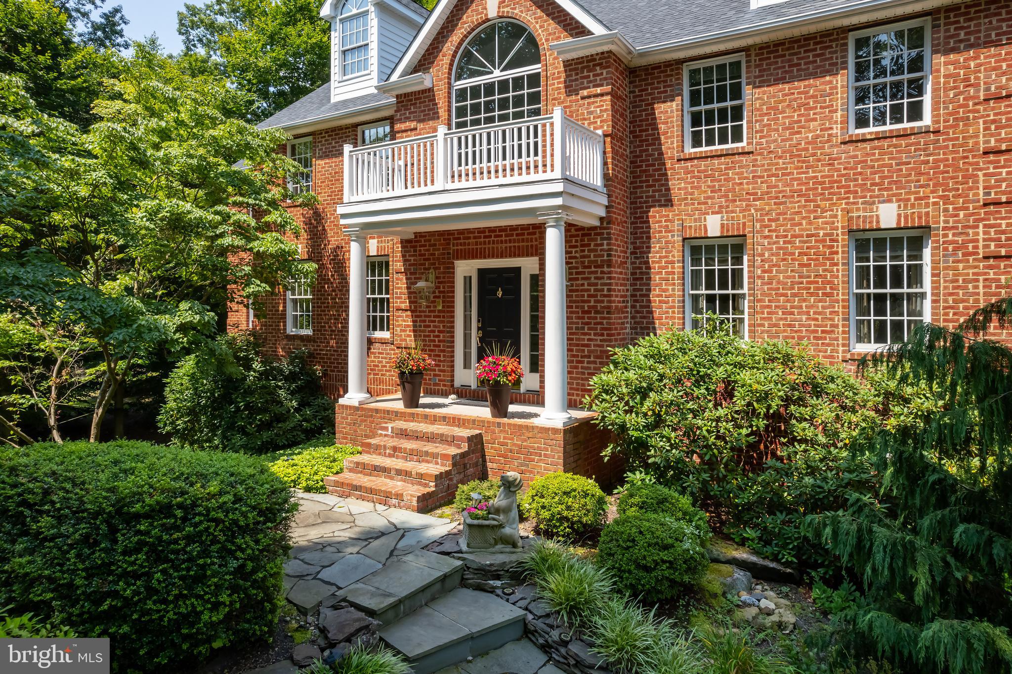 306 Fox Run Ct
