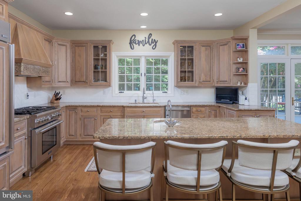 306 Fox Run Ct