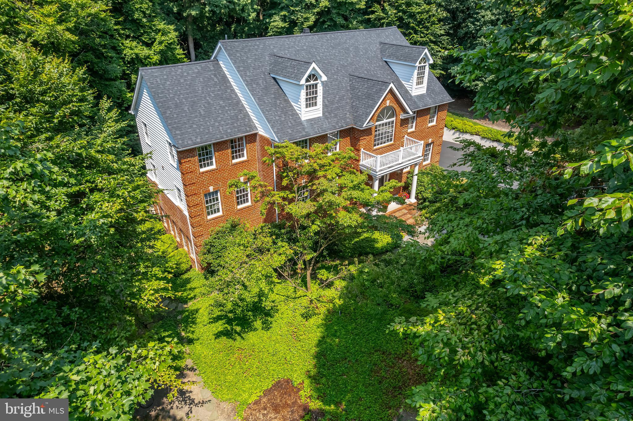306 Fox Run Ct