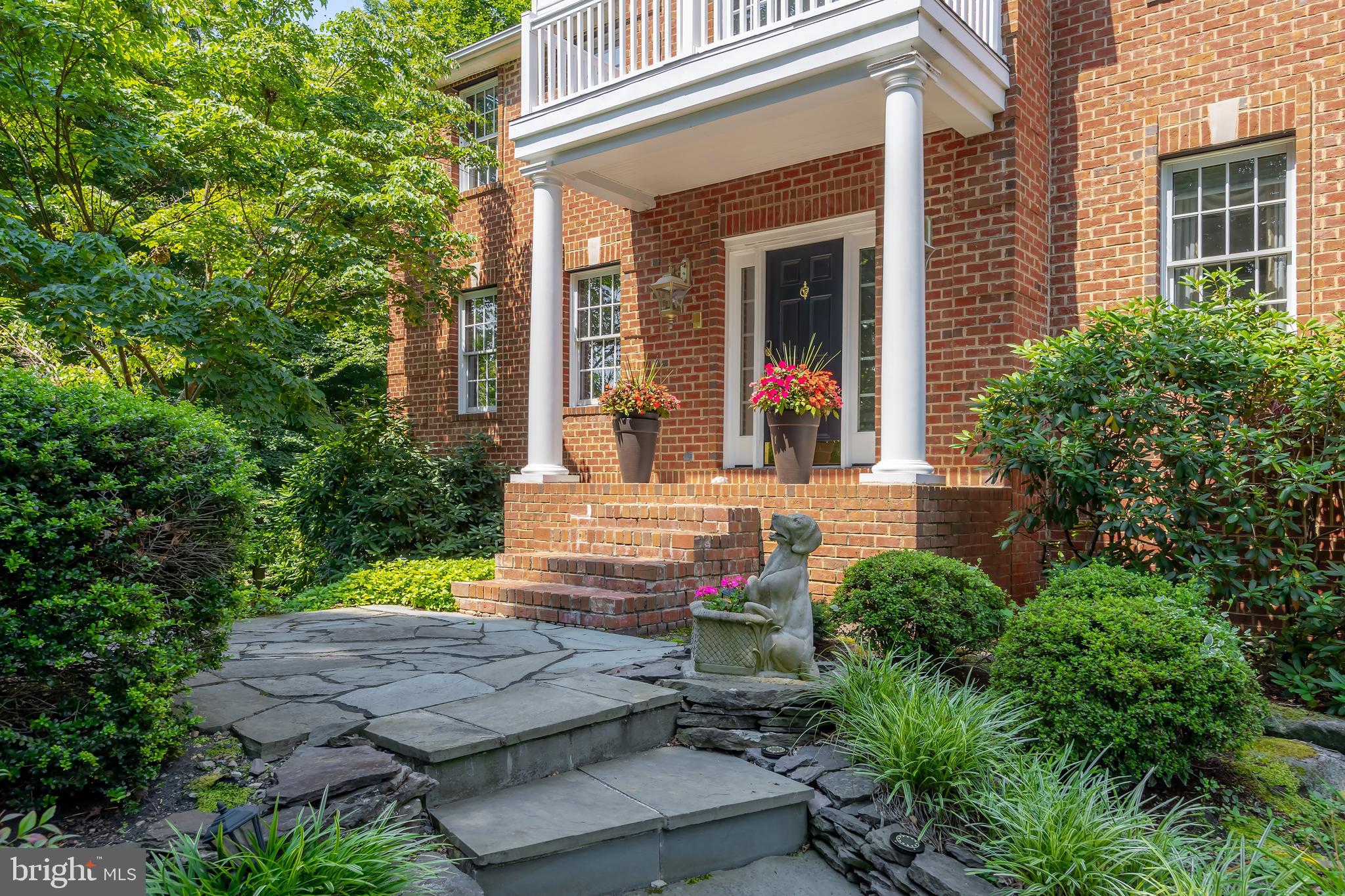 306 Fox Run Ct