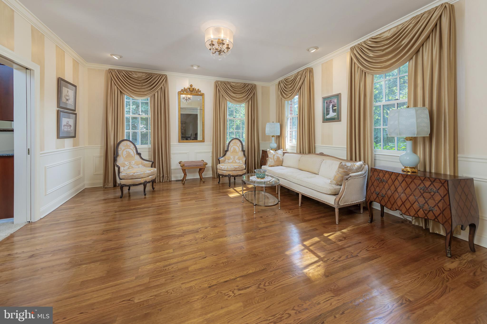306 Fox Run Ct