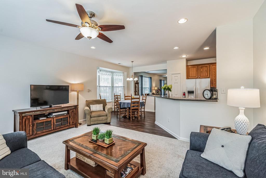 2 BELAIR COURT
