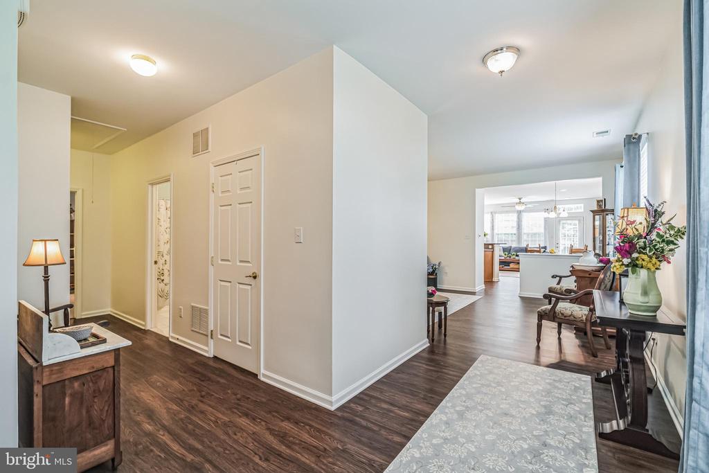 2 BELAIR COURT