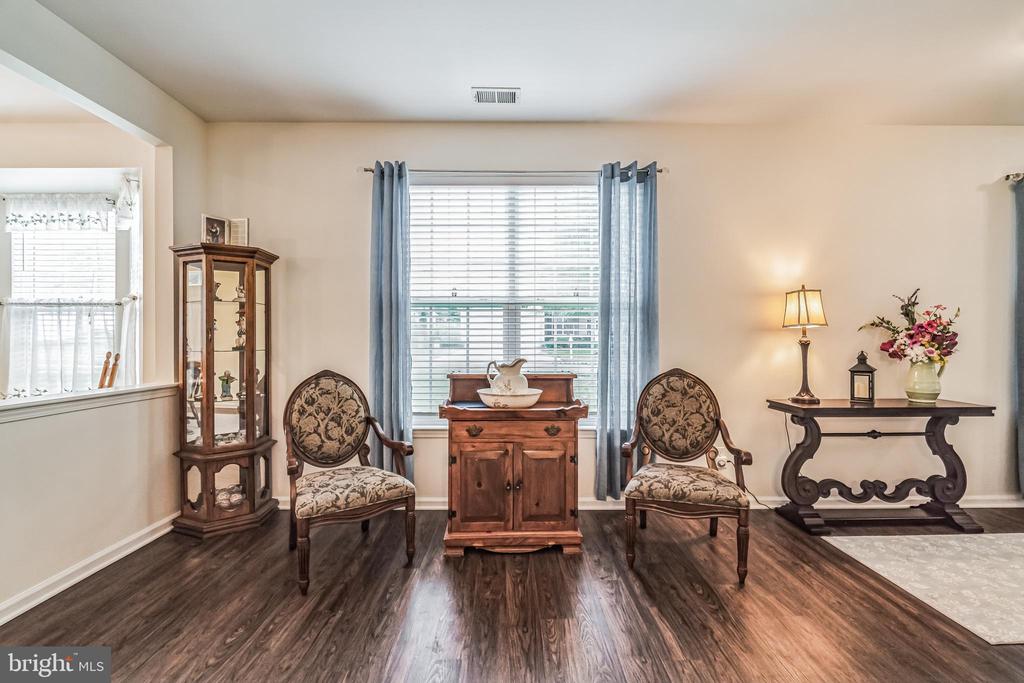 2 BELAIR COURT