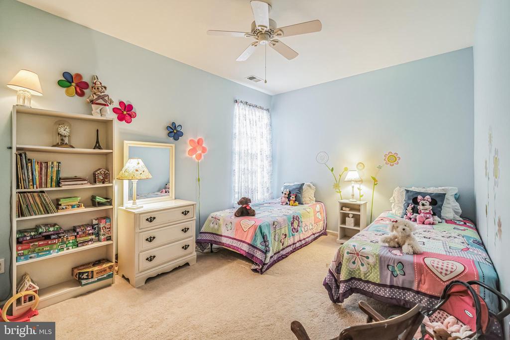 2 BELAIR COURT