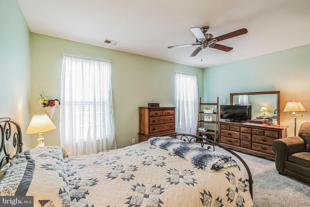 2 BELAIR COURT