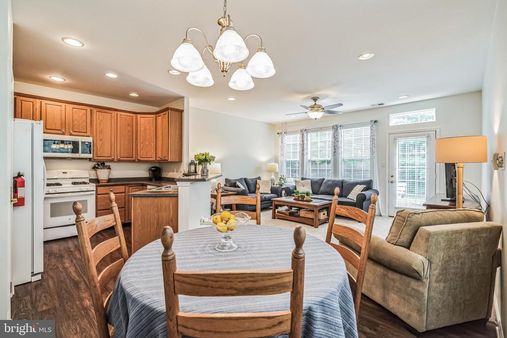 2 BELAIR COURT