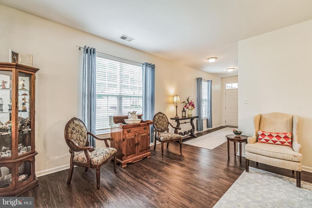 2 BELAIR COURT