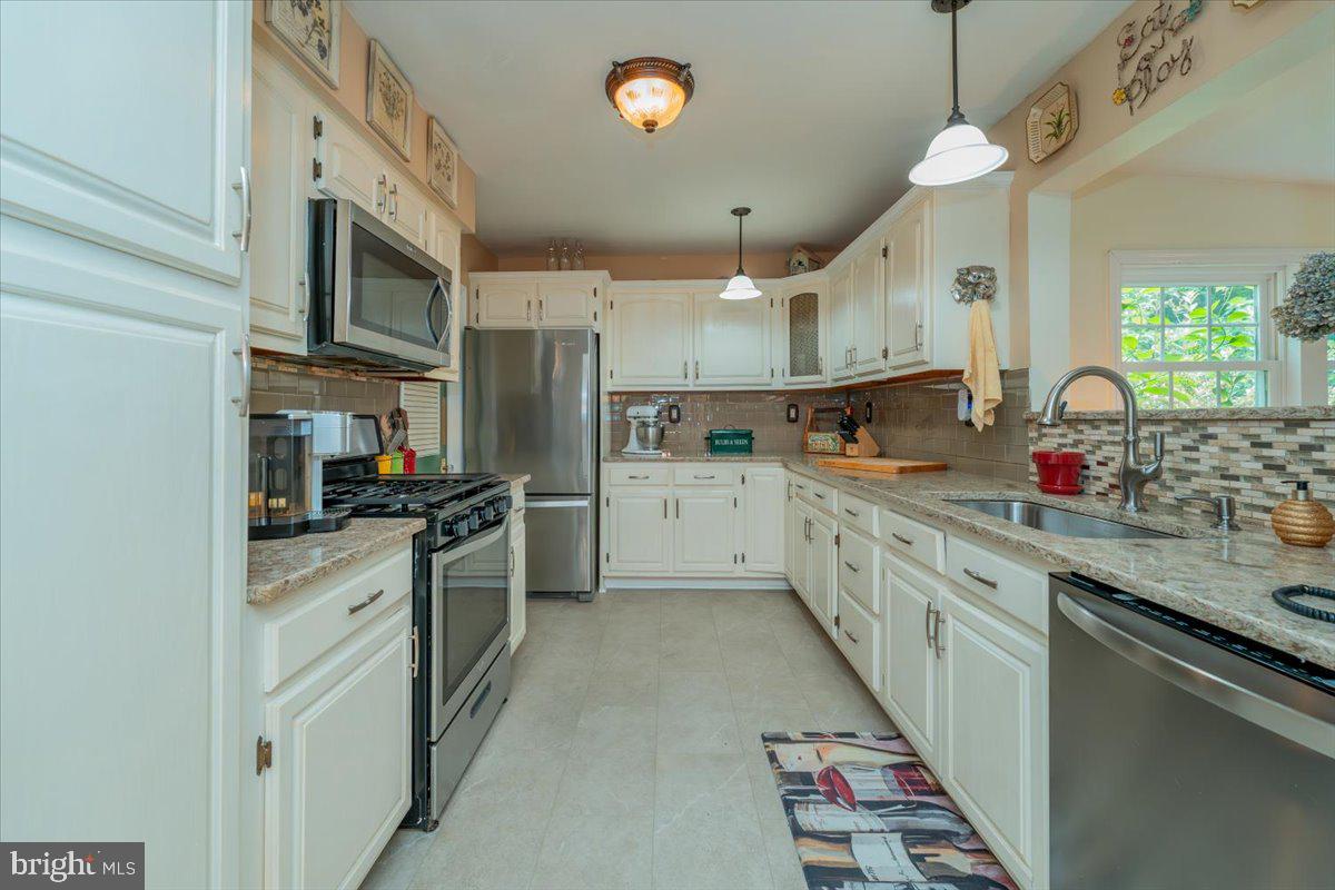 375 MONTGOMERY DRIVE
