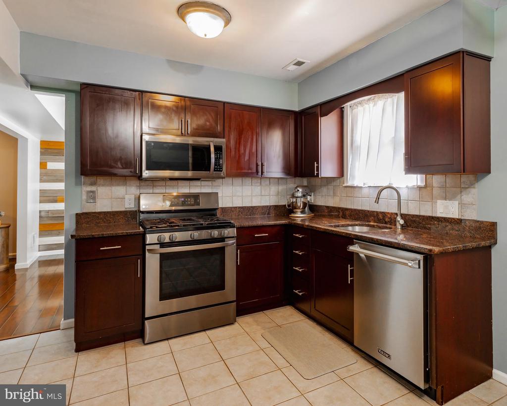 69 Mariner Dr
