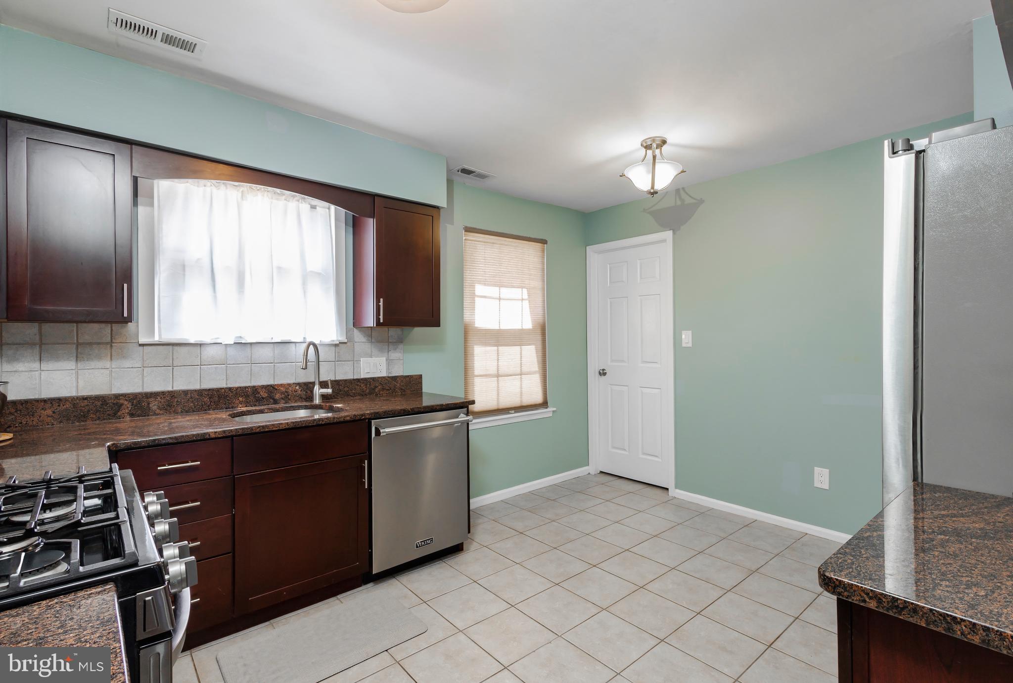 69 Mariner Dr
