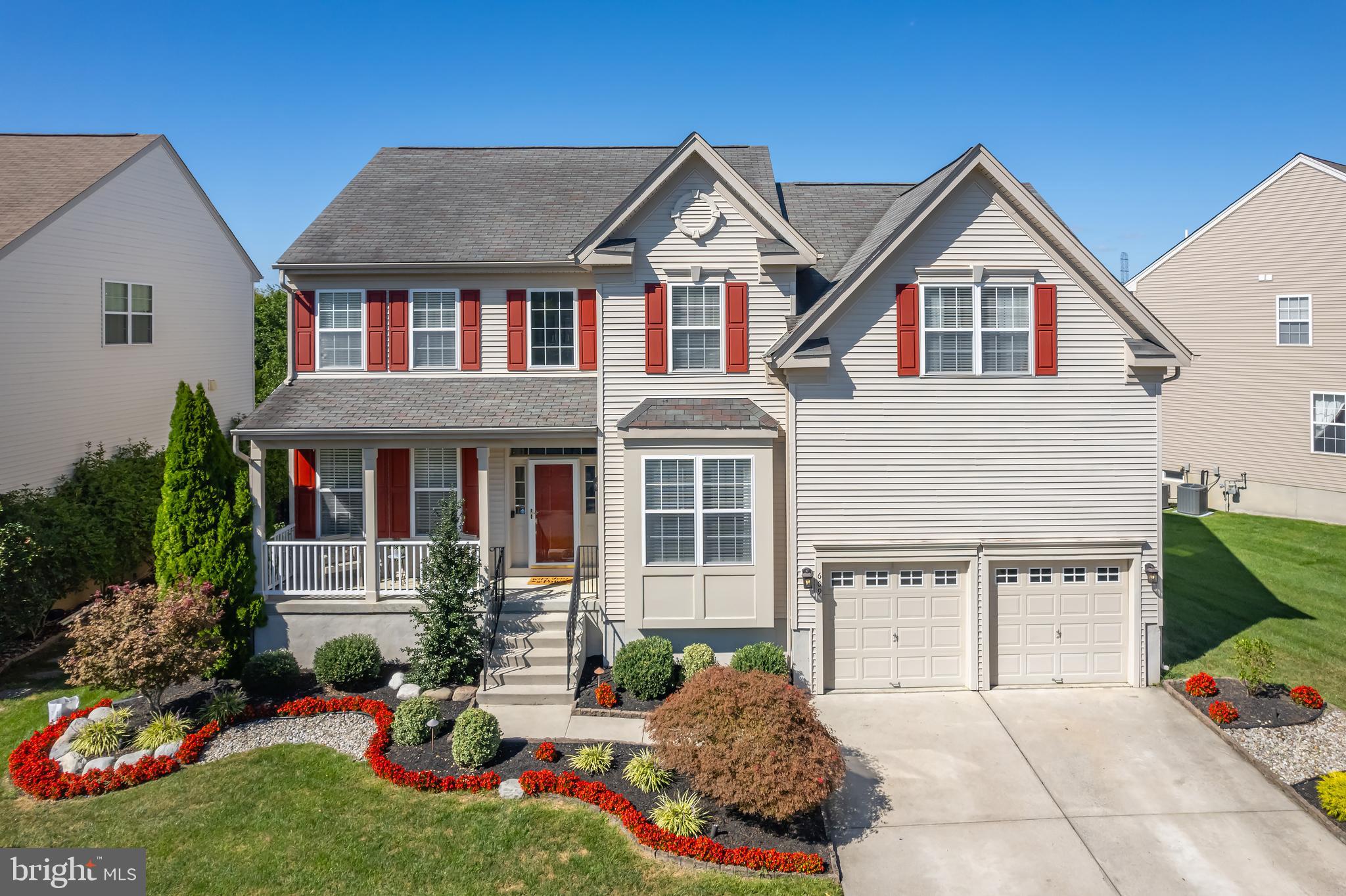 609 Bainbridge Dr