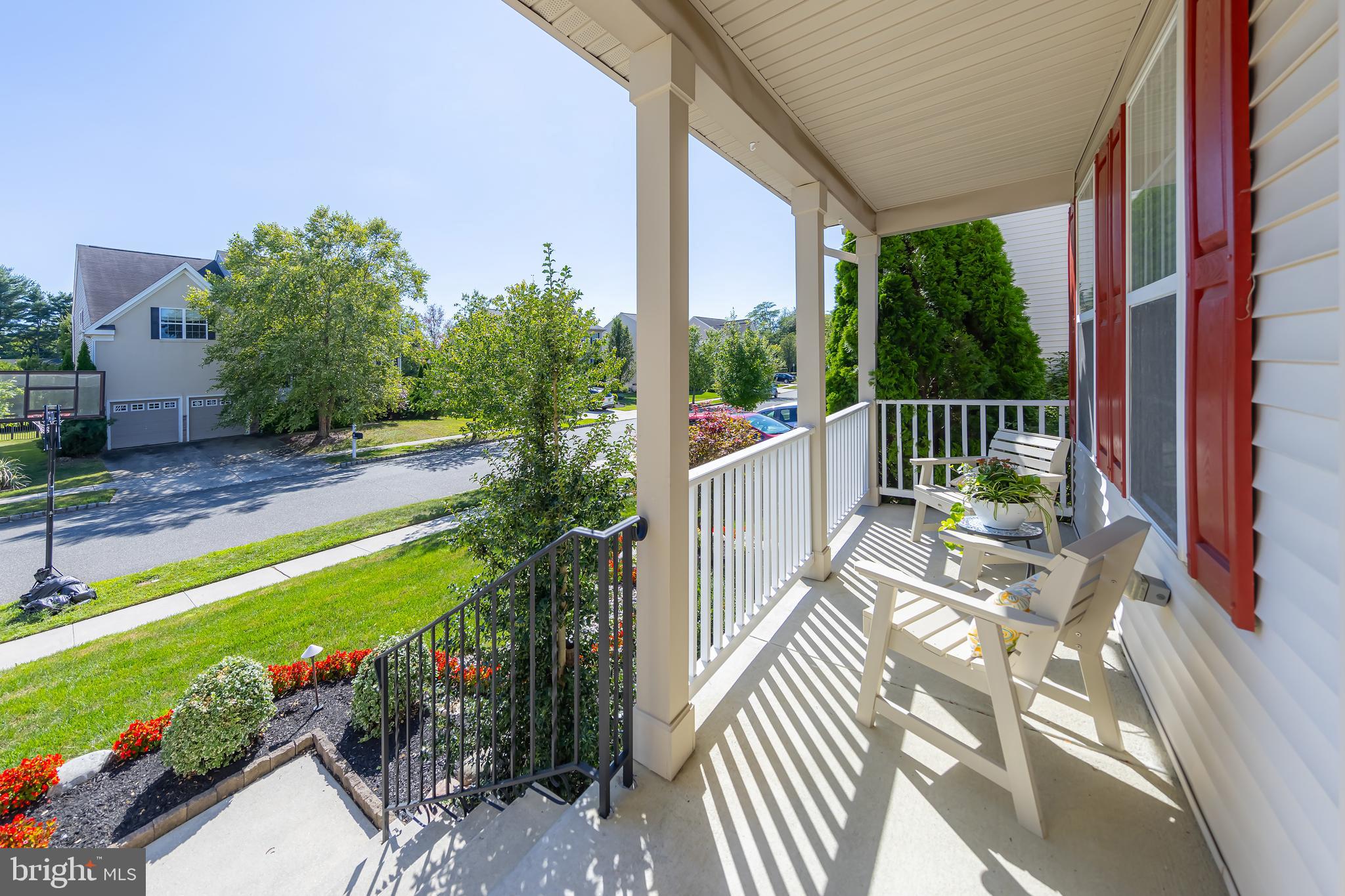 609 Bainbridge Dr