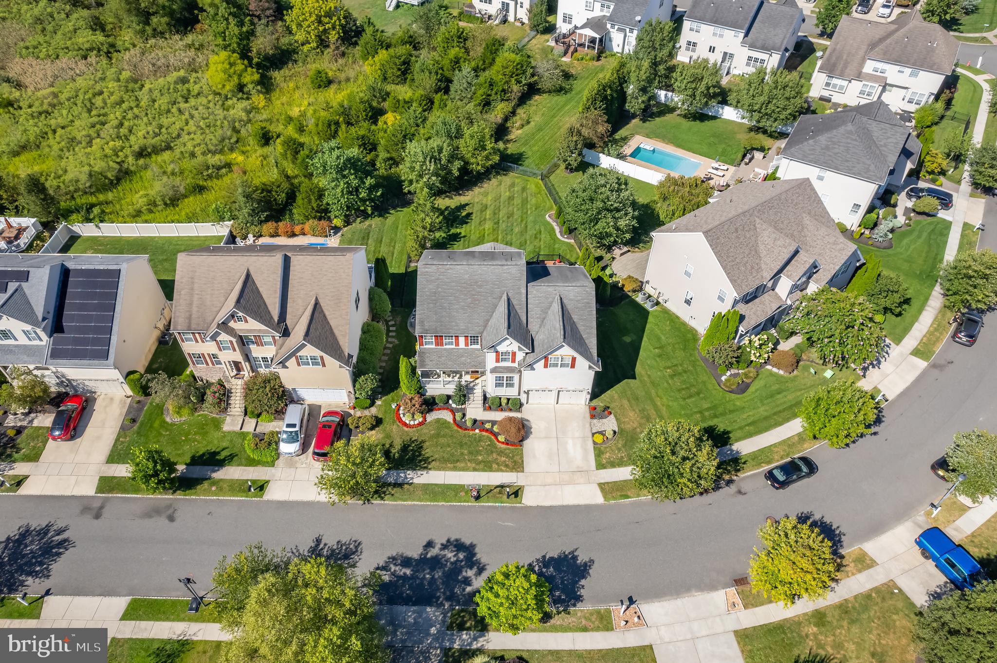 609 Bainbridge Dr