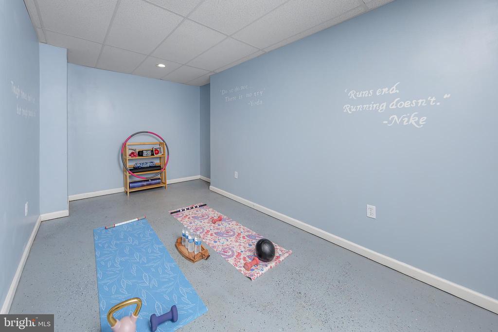 110 Cromwell Dr