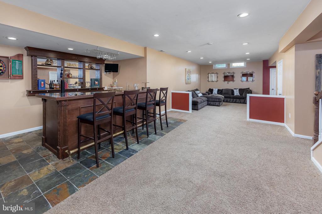 110 Cromwell Dr