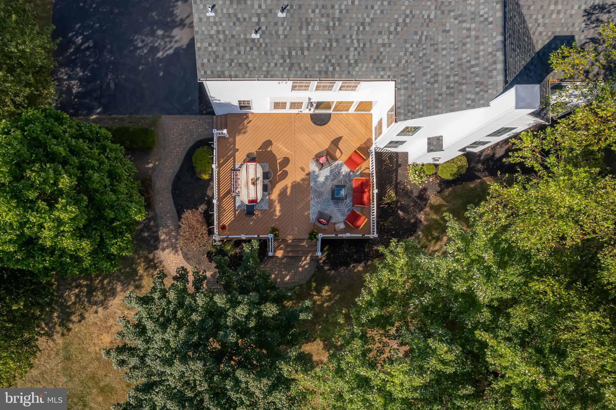 110 Cromwell Dr