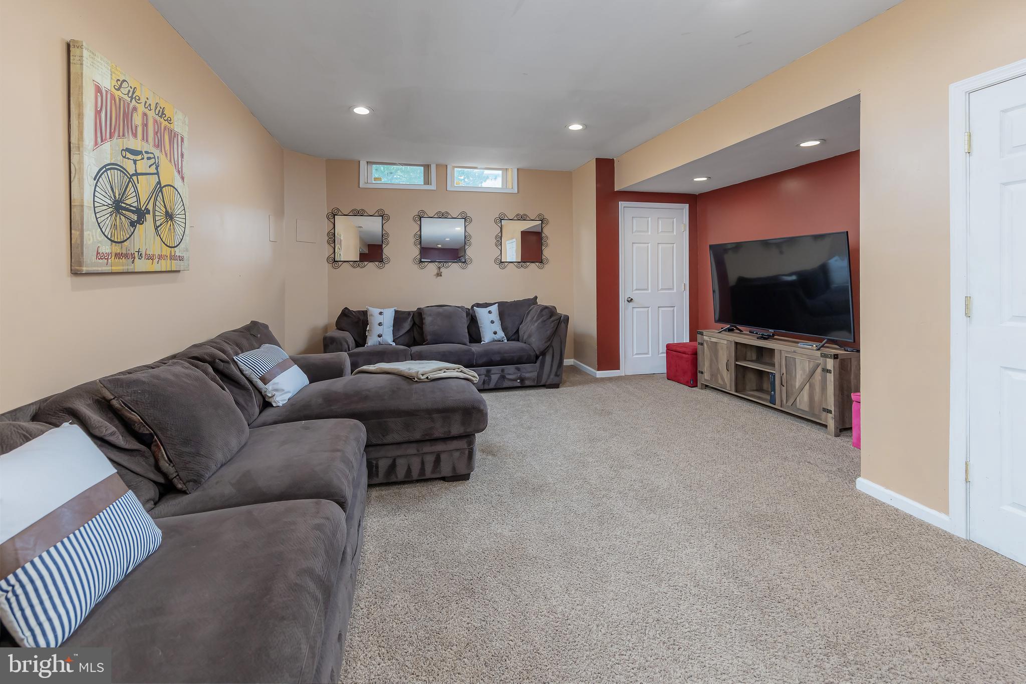 110 Cromwell Dr