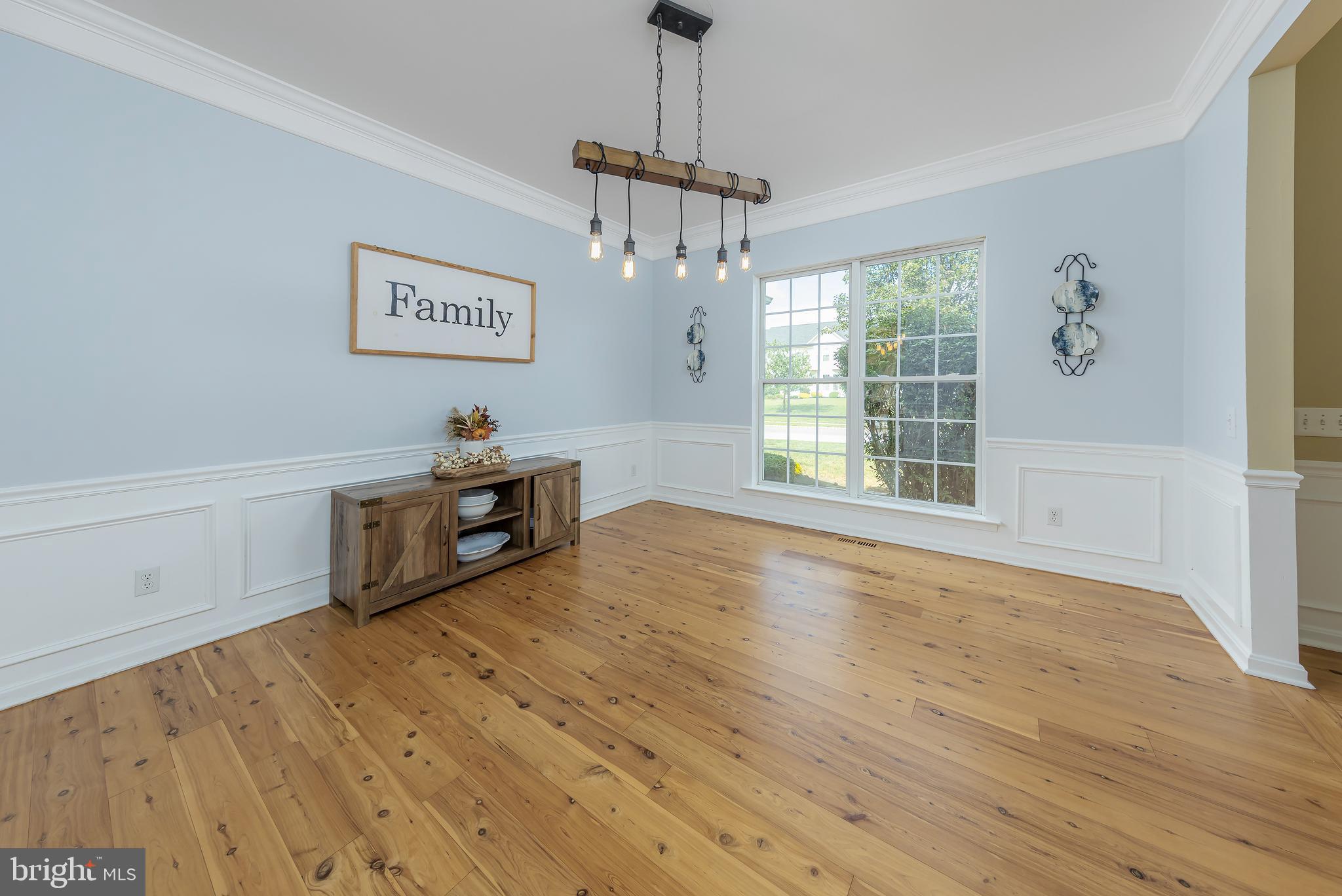 110 Cromwell Dr