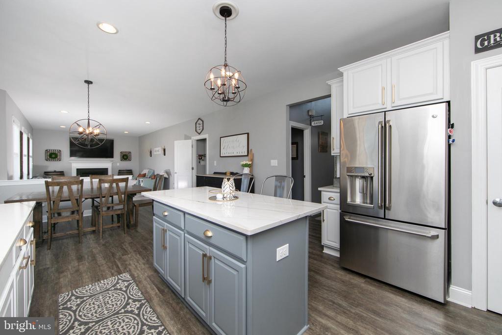 4 Palomino Cir