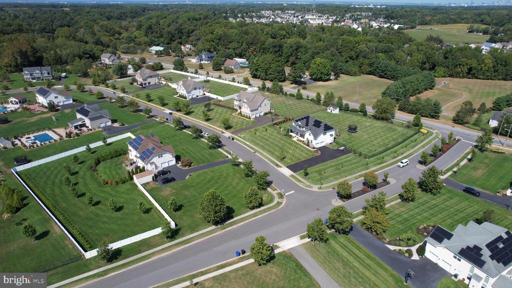 4 Palomino Cir