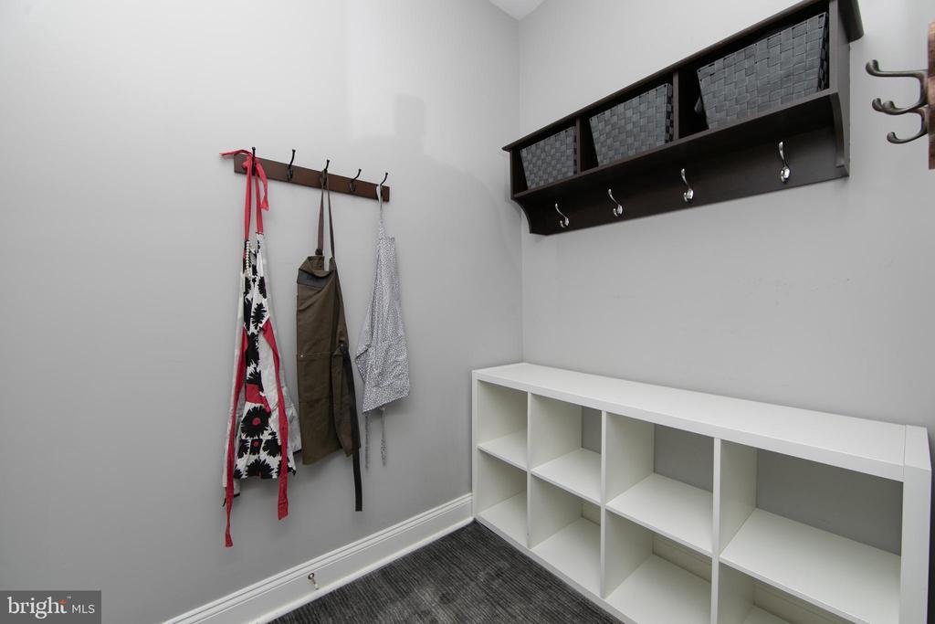 4 Palomino Cir