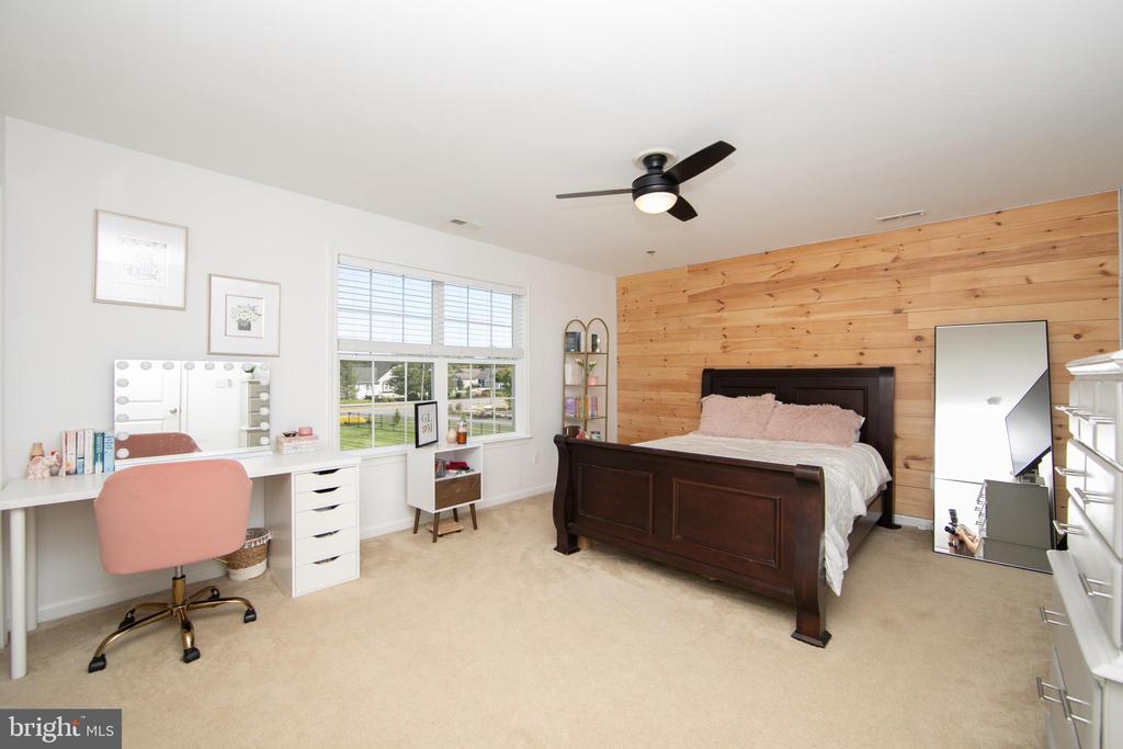 4 Palomino Cir