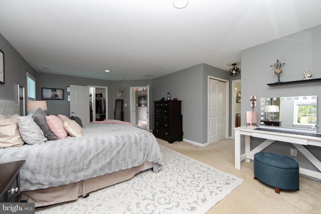 4 Palomino Cir