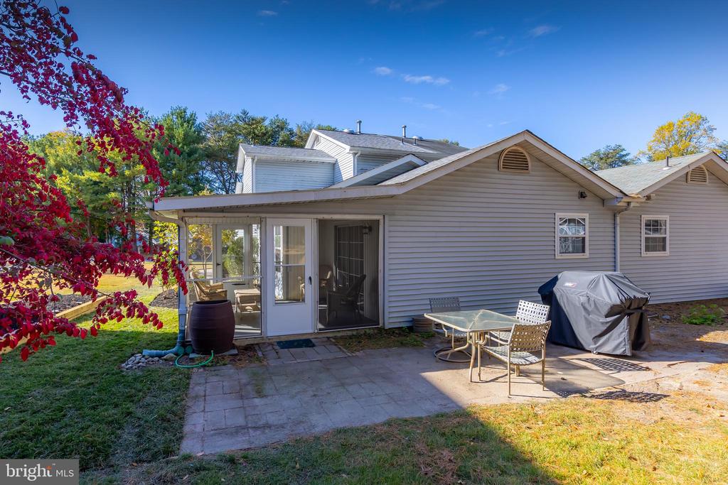 423 Amesbury Pl