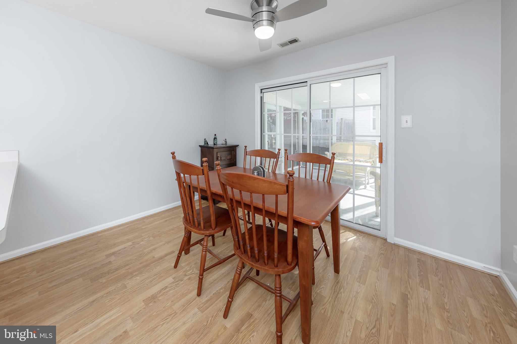 423 Amesbury Pl