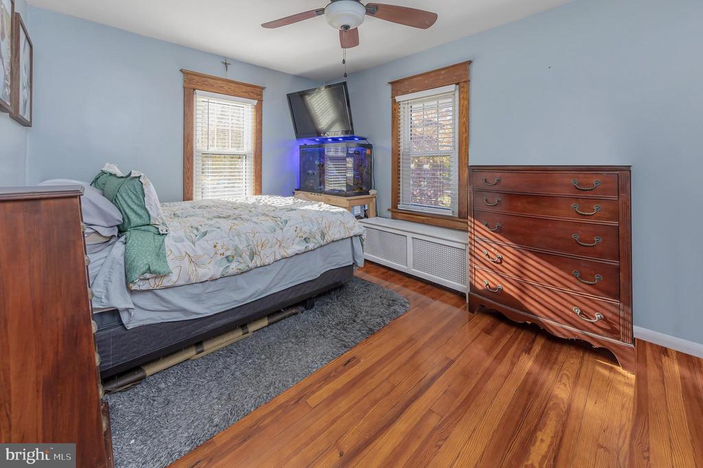 225 Crafton Ave
